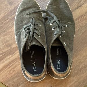 TOMS Men's Dark Grayish green Lace-Up Sneakers